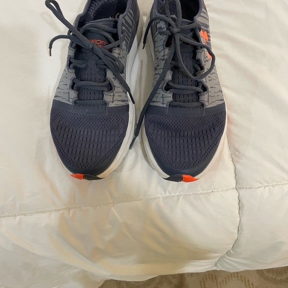 Under Armour Gray and Orange Sneakers - Picture 5 of 8